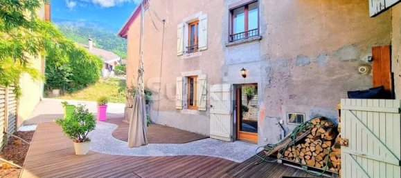 4 bedrooms Townhouse in Saint-Cergues, France No. 285529 2