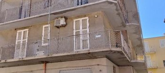 Здание 640м² в Ликата, Италия № 257590 3