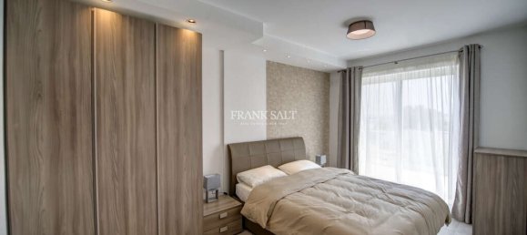 3 bedrooms Apartment in Saint Julian's, Malta No. 9447 23