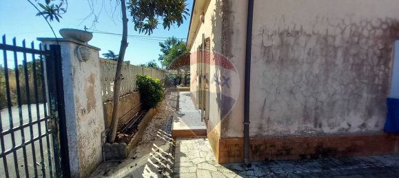 3 bedrooms Villa in Anzio, Italy No. 372350 36