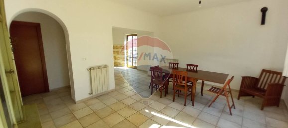 3 bedrooms Villa in Anzio, Italy No. 372350 8