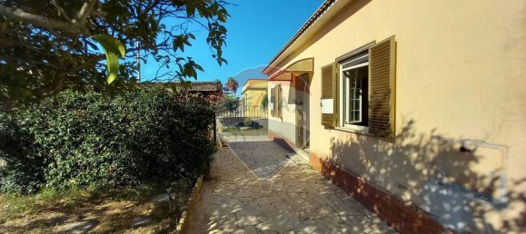 3 bedrooms Villa in Anzio, Italy No. 372350 7