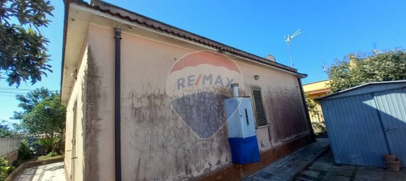 3 bedrooms Villa in Anzio, Italy No. 372350 2