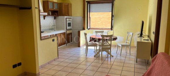 3 rooms Apartment in Mentana, Italy No. 267403 10