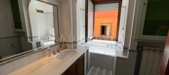 3 rooms Apartment in Mentana, Italy No. 267403 17