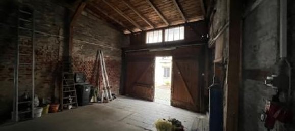 Здание с 4 комнатами в Людвигслуст-Пархим, Германия № 159906 13