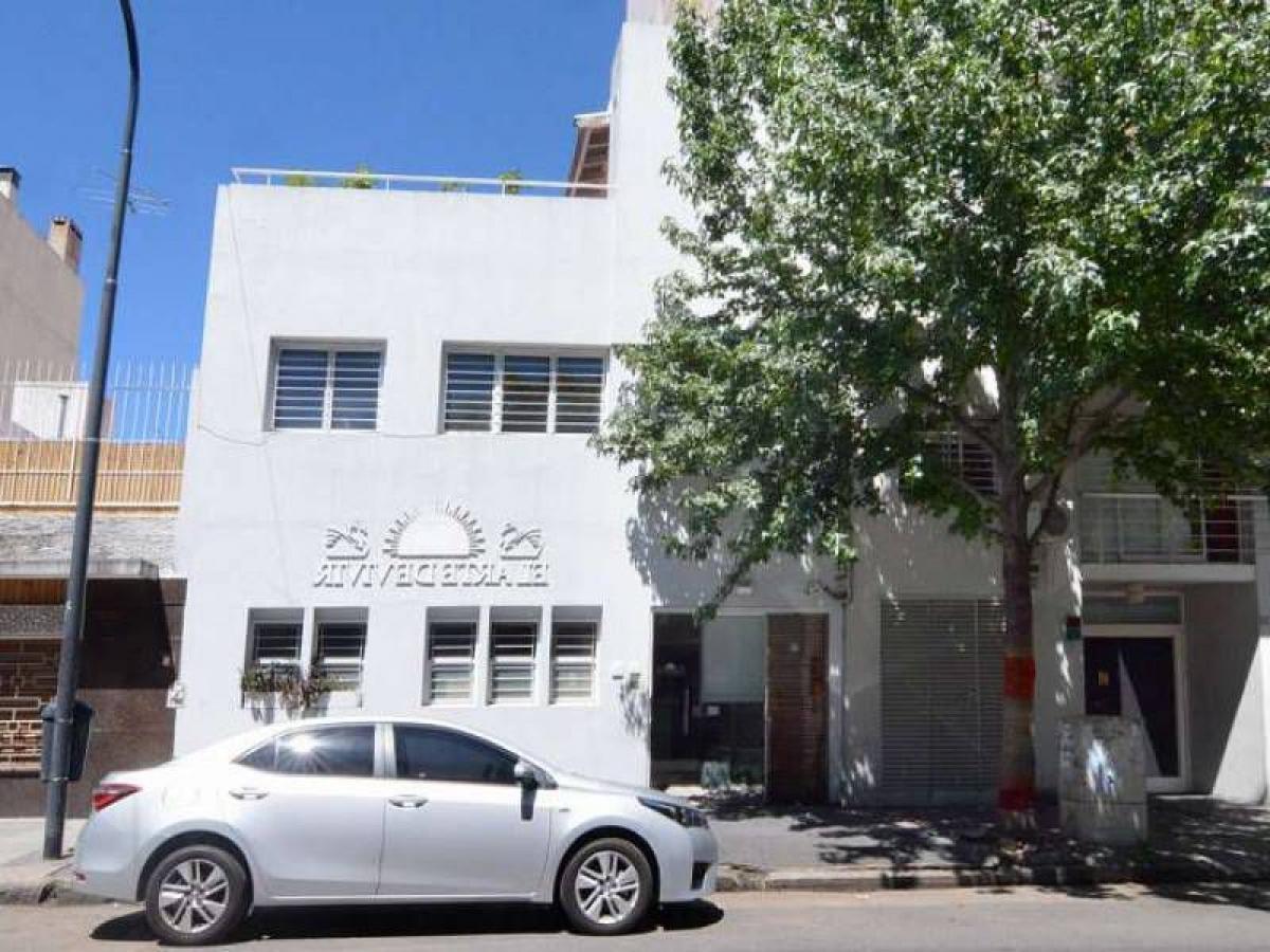  بناية في Buenos Aires, Argentina 670متر مربع رقم 108384