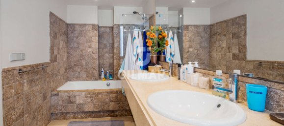 3 bedrooms Penthouse in Malaga, Spain No. 100899 10