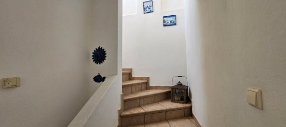 4 Schlafzimmer Property in Neapoli, Greece, Nr. 2719 22