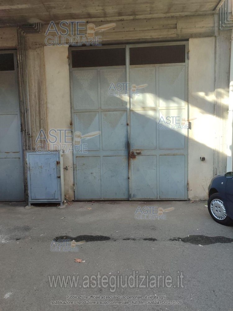 57m² Commercial property in Aci Catena, Italy No. 258976