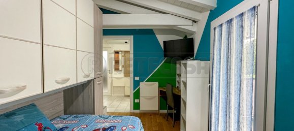 Apartamento T5 em Udine, Italy N.º 347501 15