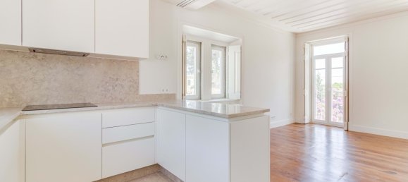 4 Schlafzimmer Doppelhaus in Cascais, Portugal, Nr. 133861 13