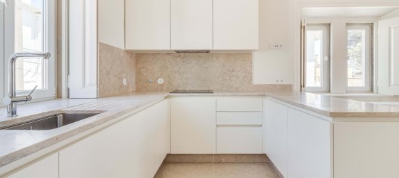 4 Schlafzimmer Doppelhaus in Cascais, Portugal, Nr. 133861 11