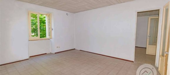 2 chambres Appartement à Marchirolo, Italy No. 266364 10