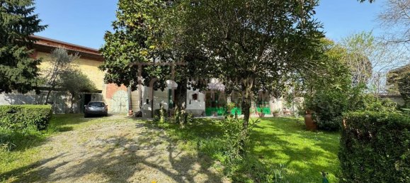 23 rooms Villa in Grumello del Monte, Italy No. 141270 20