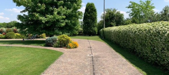 6 rooms Villa in Pordenone, Italy No. 65814 4