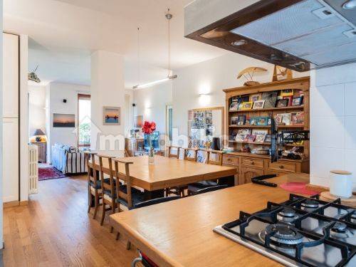 3 غرف نوم شقة في Monza, Italy رقم 167761