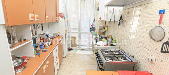Apartamento de 2 dormitorios en Genoa, Italy No. 371160 5