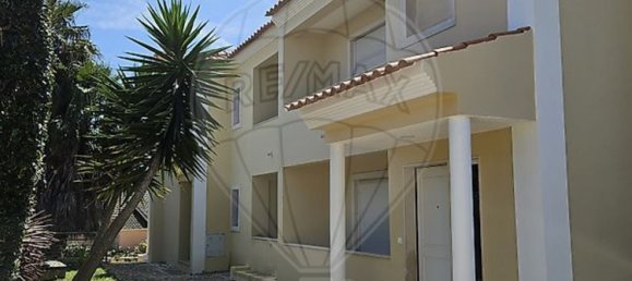 3 bedrooms House in Cascais, Portugal No. 179616 5