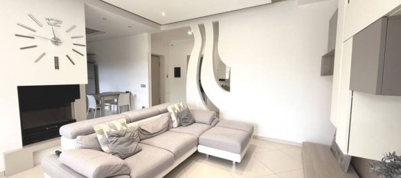 5 bedrooms Apartment in Fondi, Italy No. 337031 4