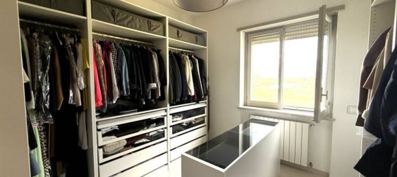 5 bedrooms Apartment in Fondi, Italy No. 337031 15