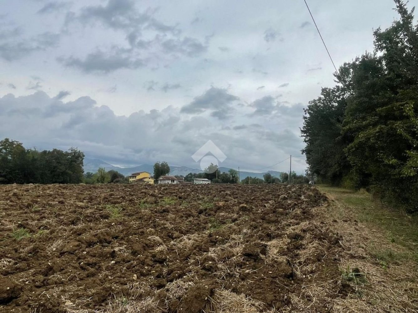 Terrain à Piedimonte San Germano, Italy No. 338076