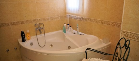 5 Schlafzimmer Haus in Velez-Malaga, Spain, Nr. 48268 34