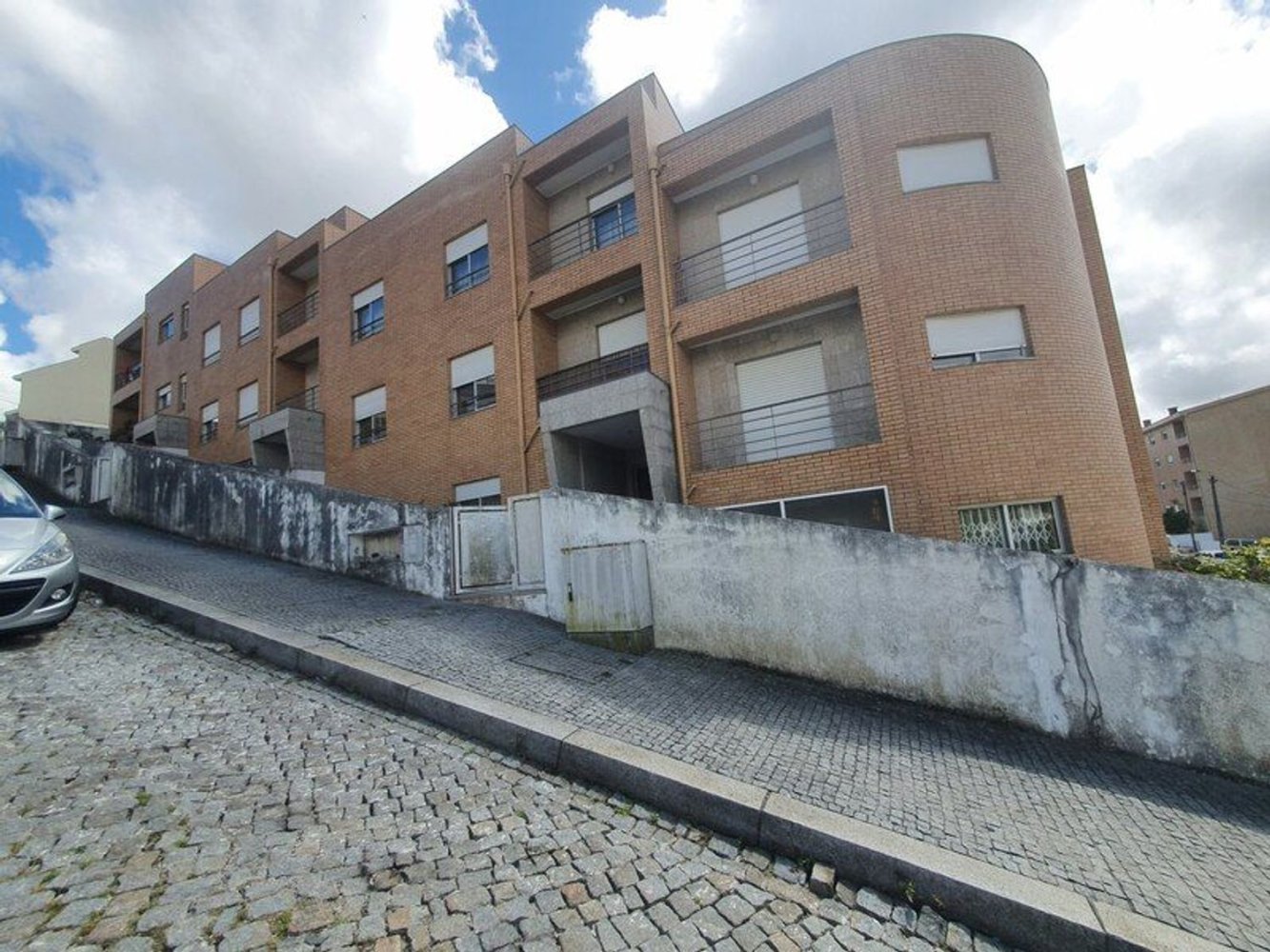 Apartamento de 3 dormitorios en Valbom, Portugal No. 214575