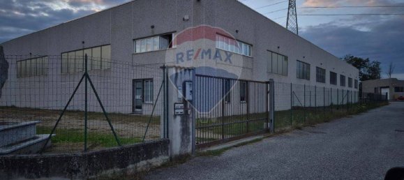 2283m² Warehouse in Castelletto sopra Ticino, Italy No. 264965 4