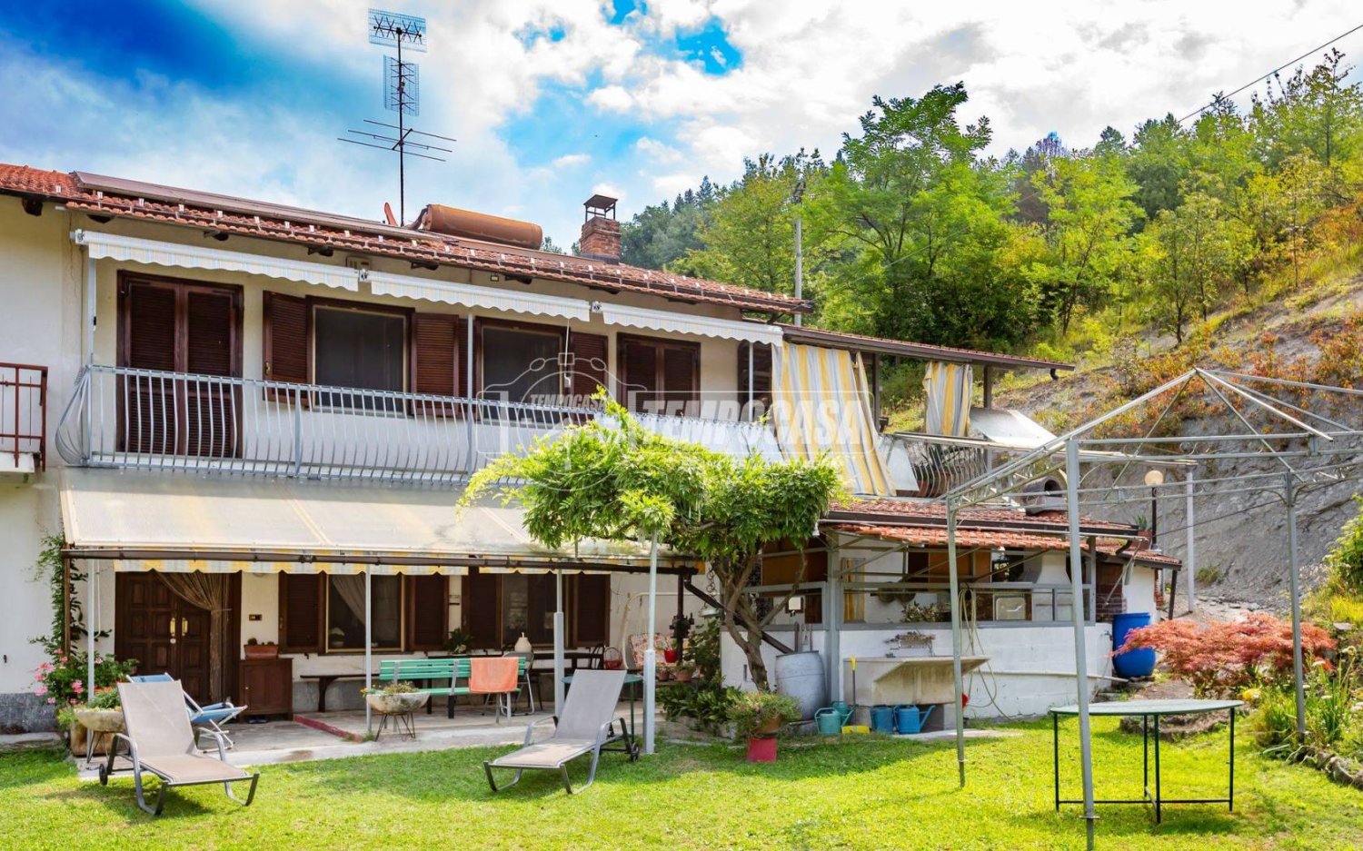 3 bedrooms Villa in Rivalba, Italy No. 319106