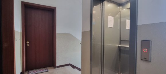 2 rooms Apartment in Parma, Italy No. 3534 48