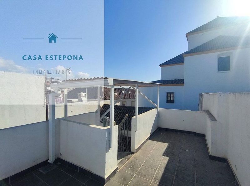 2 bedrooms Townhouse in Estepona, Spain No. 219437