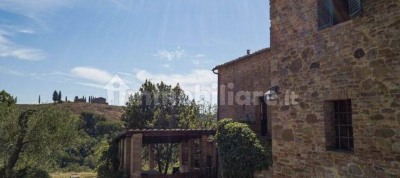 4 bedrooms House in Asciano, Italy No. 57596 10