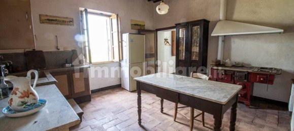 4 bedrooms House in Asciano, Italy No. 57596 15