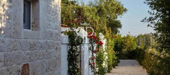 5 bedrooms House in Conversano, Italy No. 290235 6