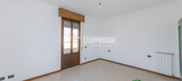 4-Zimmer Haus in Zinasco, Italy, Nr. 37649 9