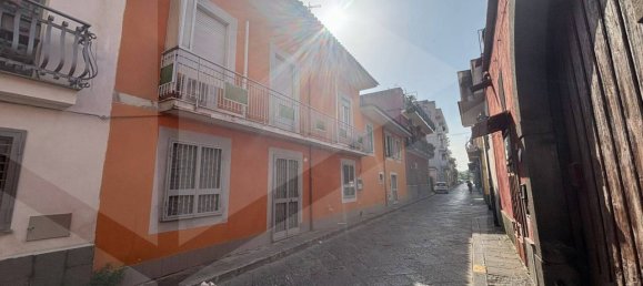 2-salle Appartement à Pomigliano d'Arco, Italy No. 25028 14