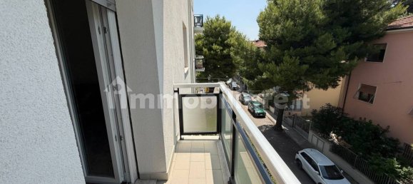 2 chambres Appartement à Falconara Marittima, Italy No. 271068 6
