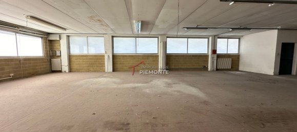 12 rooms Warehouse in Grignasco, Italy No. 119741 15