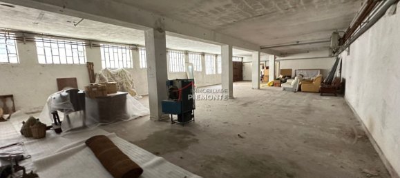 12 rooms Warehouse in Grignasco, Italy No. 119741 3