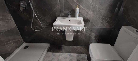 2 bedrooms Apartment in Saint Paul's Bay, Malta No. 10913 8