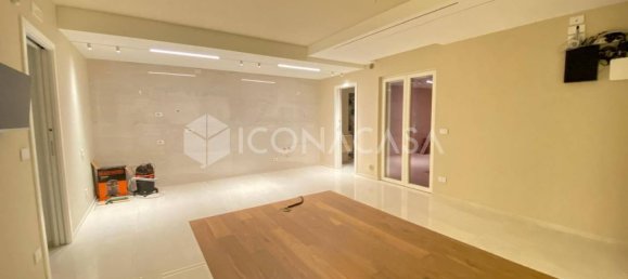 Apartamento de 6 divisões em Bitonto, Italy N.º 25043 24