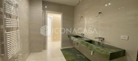 Apartamento de 6 divisões em Bitonto, Italy N.º 25043 4