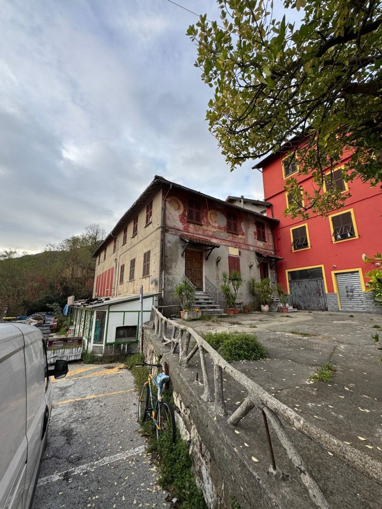 8 rooms House in Davagna, Italy No. 165268