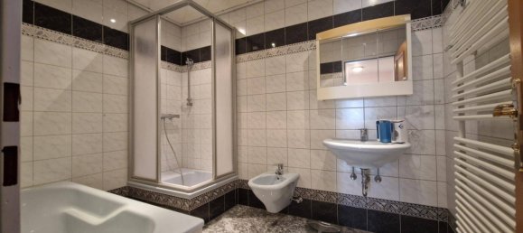 Дом с 12 комнатами в Гросвайкерсдорф, Австрия № 168274 24