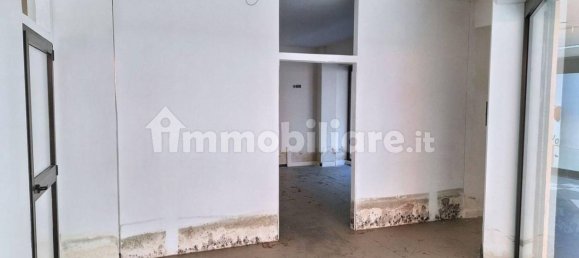 Коммерческая недвижимость 106м² в Понтедера, Италия № 349255 4