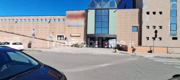 Коммерческая недвижимость 106м² в Понтедера, Италия № 349255 2