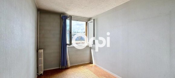 2 bedrooms Apartment in Paris, France No. 143107 7