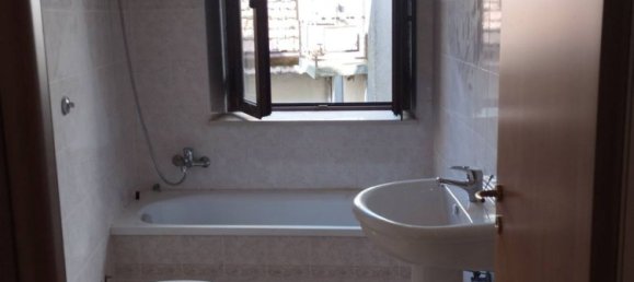 5 rooms House in Castelluccio Inferiore, Italy No. 31881 25