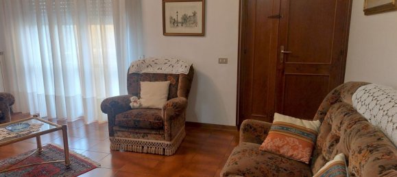 4 rooms Apartment in Santa Croce sull'Arno, Italy No. 259854 2
